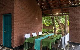 Saffronstays Ambe Moha - 2Bhk Veg Villa With Pool, Gazebo, Library & Mango Groves In Karjat